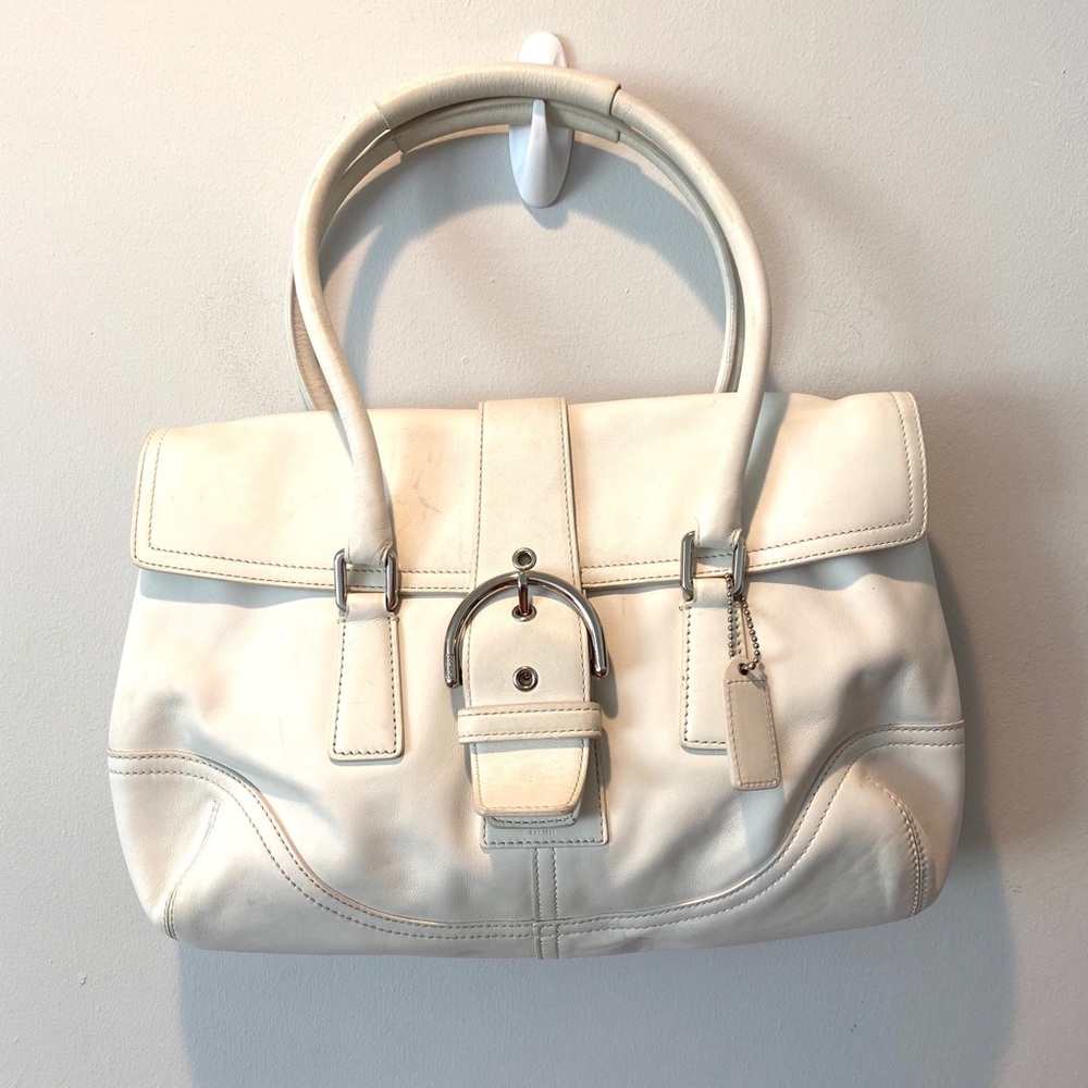 COACH White Genuine Leather Shoulder Purse